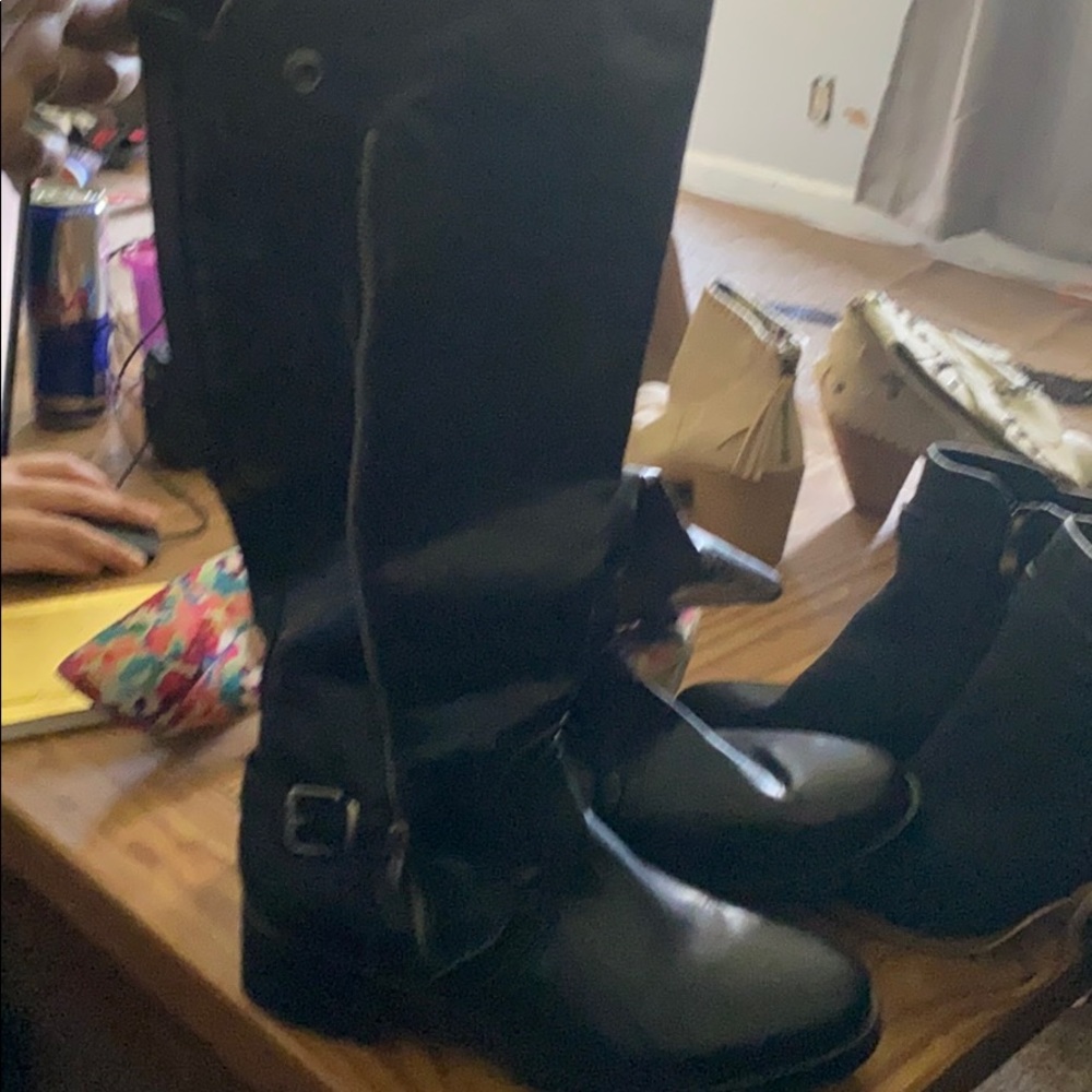 Rising boots